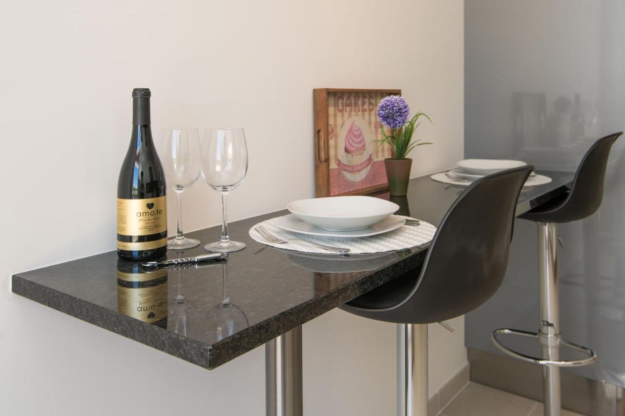 Central Modern 2 Bed Apartment Armacao De Pera Exterior photo