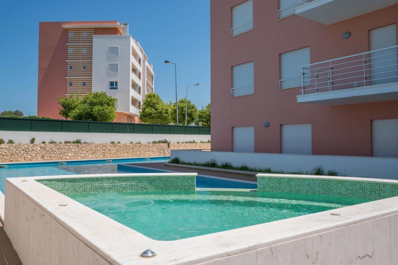 Central Modern 2 Bed Apartment Armacao De Pera Exterior photo