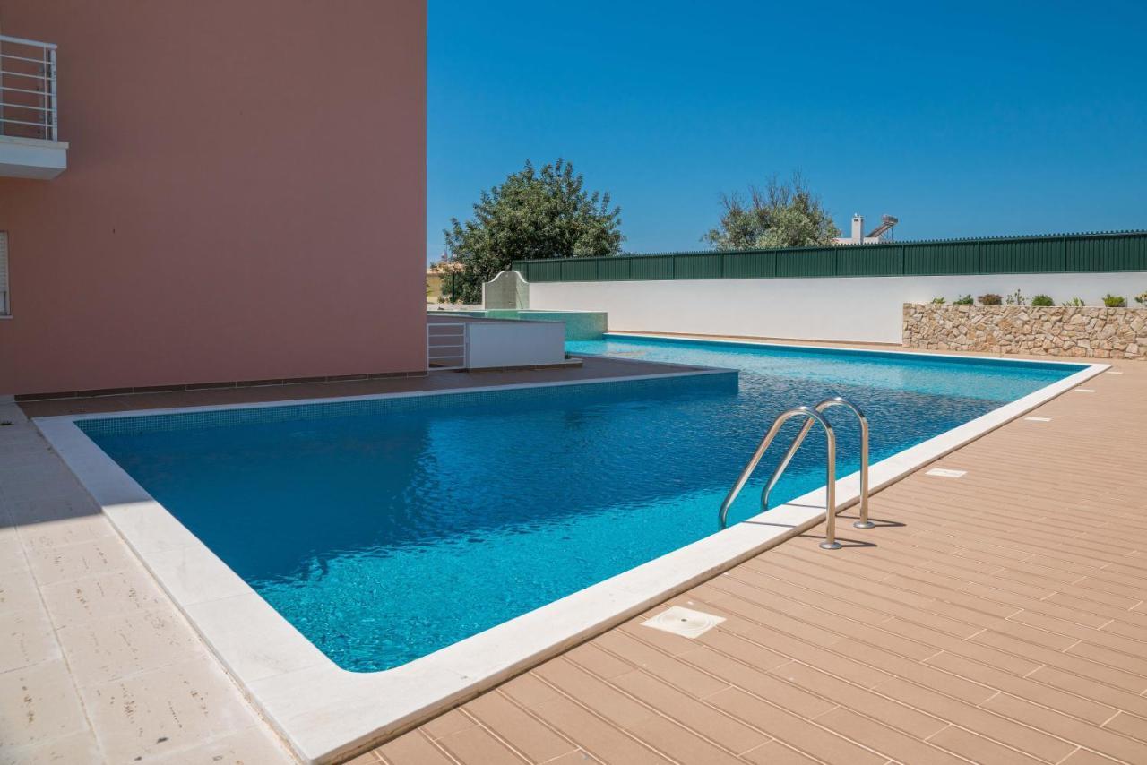 Central Modern 2 Bed Apartment Armacao De Pera Exterior photo